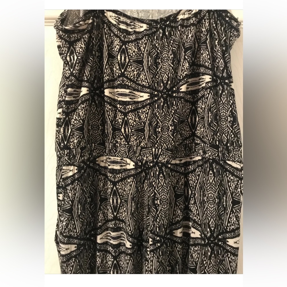 Mind Code Adjustable Spaghetti Strap Romper Size L - Picture 10 of 13